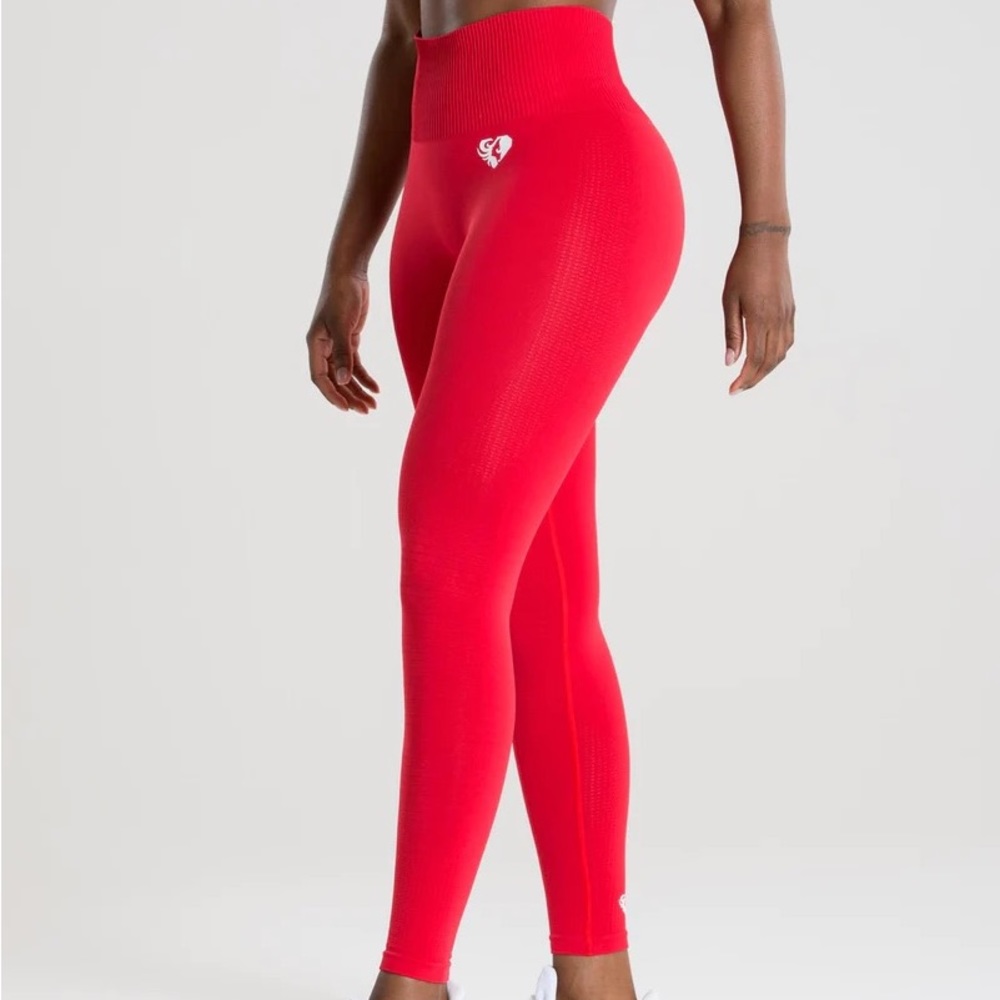Women’s Best Seamless Red Leggings - Small